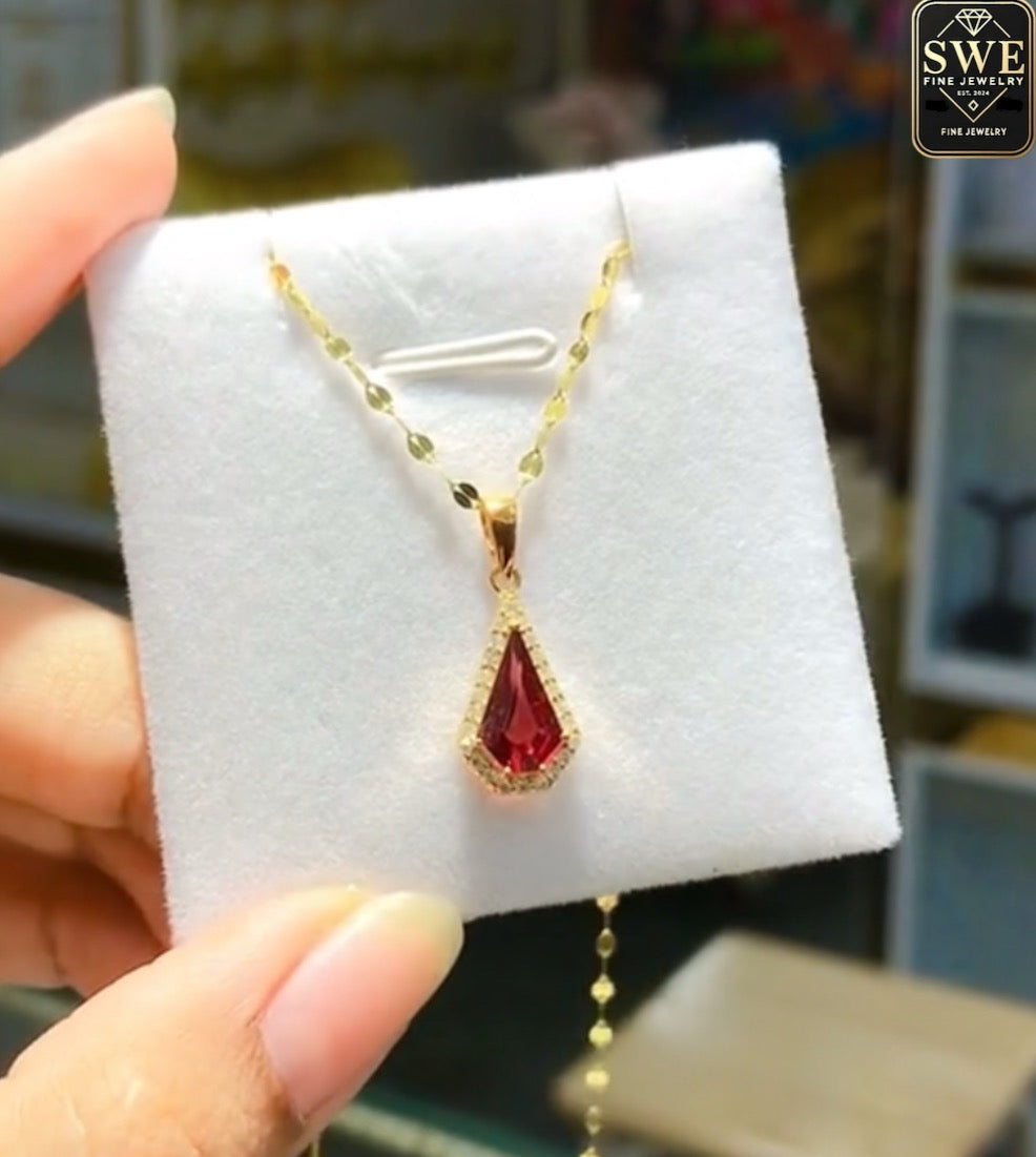 Spinel and Diamond Pendant 18K Gold